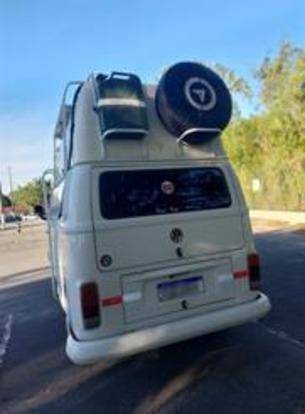 VOLKSWAGEN KOMBI 1.4 MI FURGÃO 8V FLEX 3P MANUAL